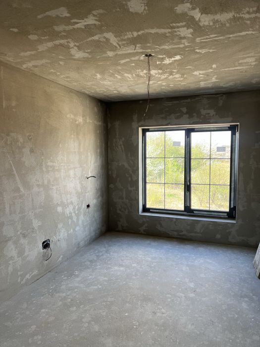 Duplex tip casă individuală – intrări opuse, 112 mp + terasă 25 mp
