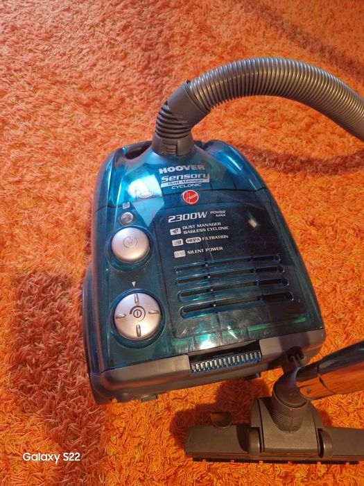 Прахосмукачка Hoover без торба