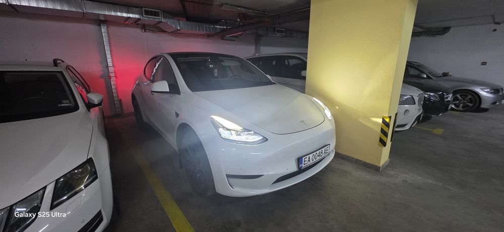 Tesla model Y  европеиска