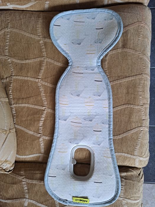 Подложка против изпотяване на Aeromoov