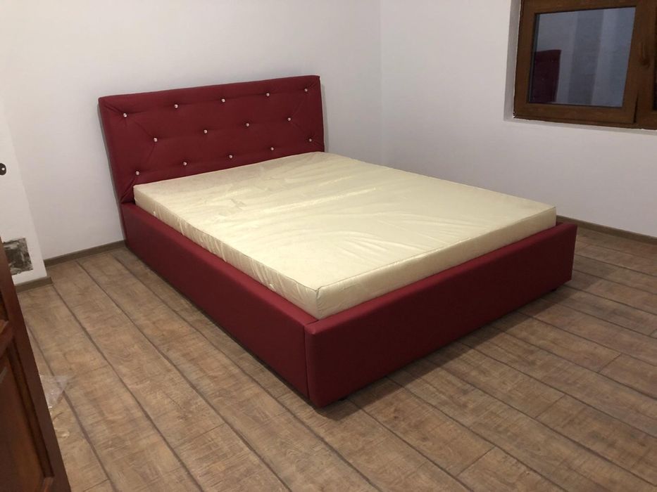 Pat tapitat + Saltea 1070 lei| Transport Gratuit