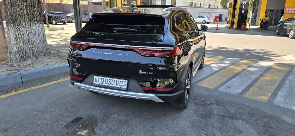 BYD Song plus 2022  qora flagship 505km toza elektr