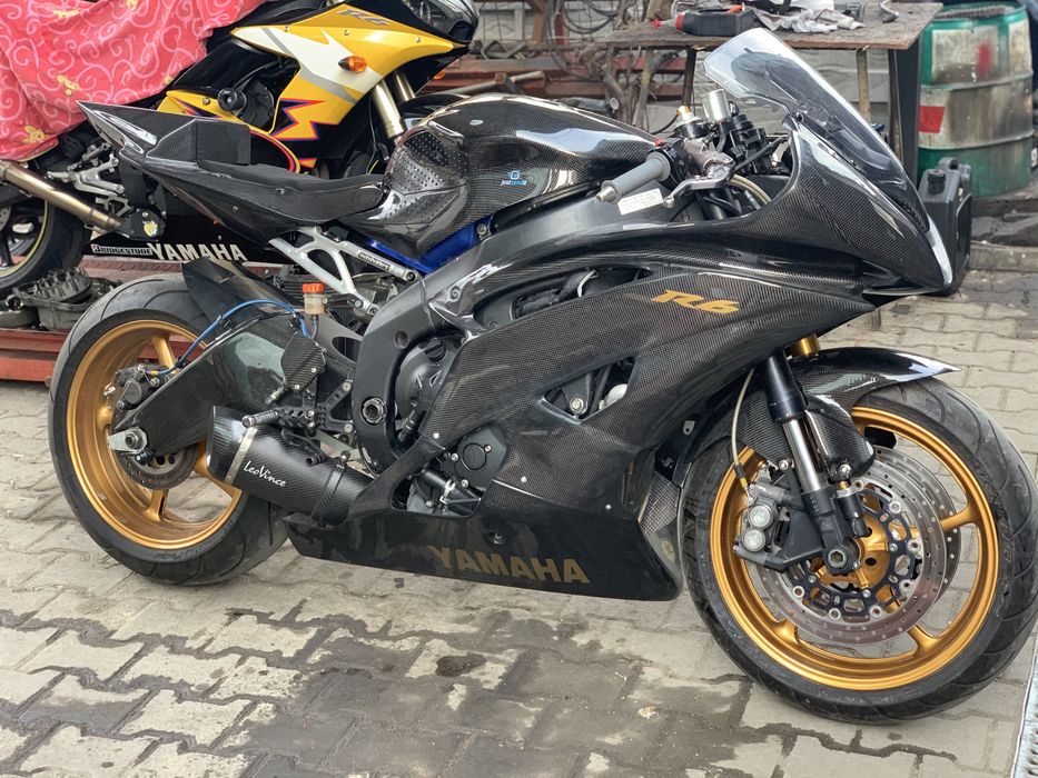 Bord  yamaha R6 ceasuri