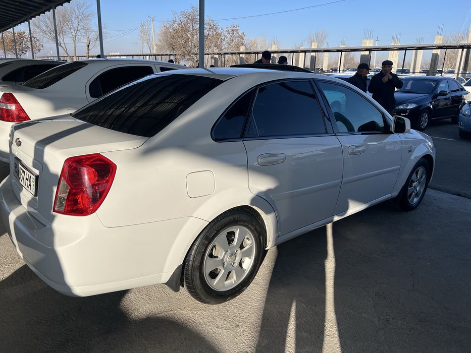 Gentra 2019 yil 250 000km.