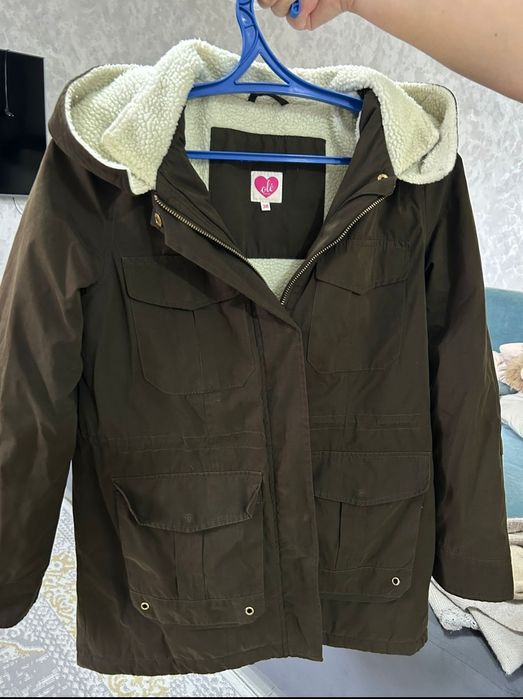 Куртка теплая для девочек.