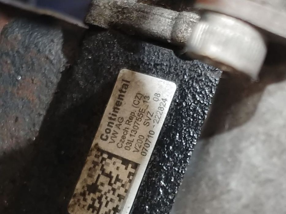 pompa inalta 1.6 tdi cay skoda fabia vw polo 6r  caddy 3 golf 6 audi a3 8p1 seat altea 5p 03l130755e