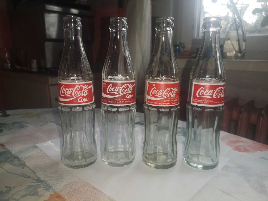 Стъклена бутилка Кока Кола