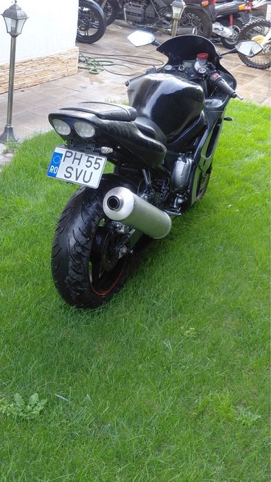 Yamaha R6 limitat A2 2001