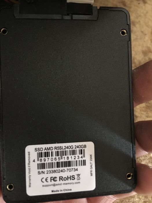 Продам ssd 240 gb AMD Radeon