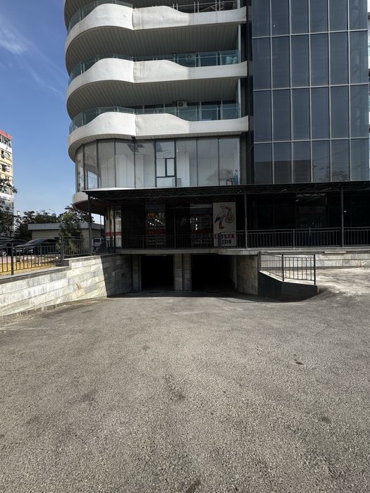 Продается квартира ( коробка )