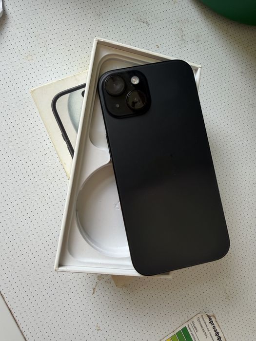 iPhone 15 в отличном состоянии