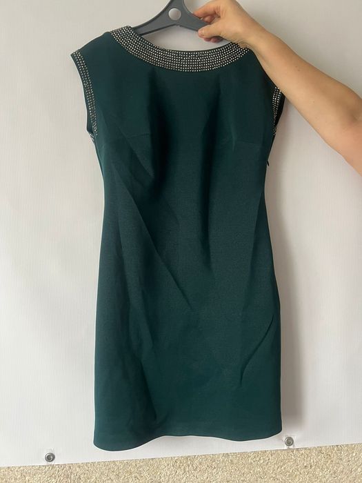 Продам нарядные платья