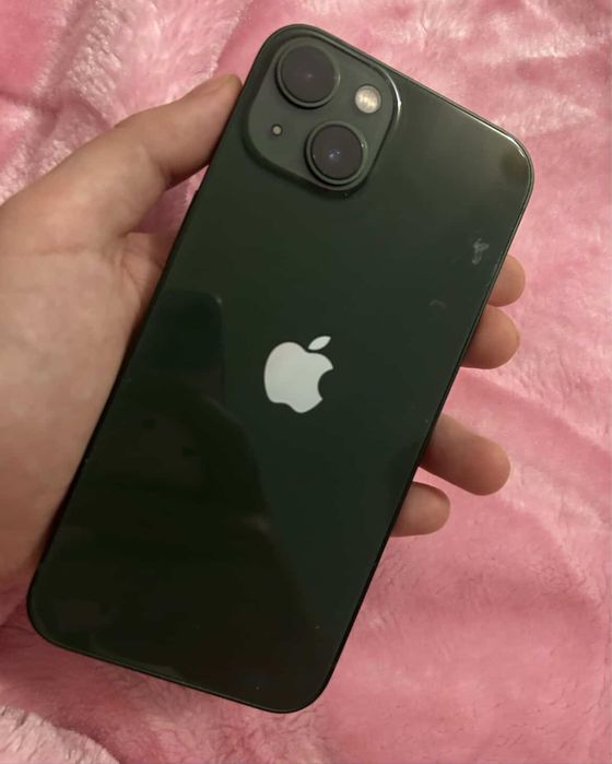 Айфон 13 в хорошем состоянии
