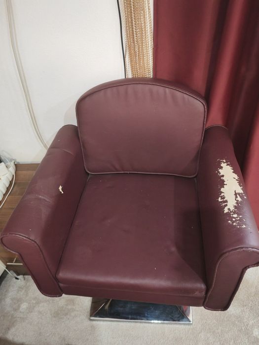 1 Scaun fotoliu salon coafor frizerie folosite doar 1 sapt. SCHIMB