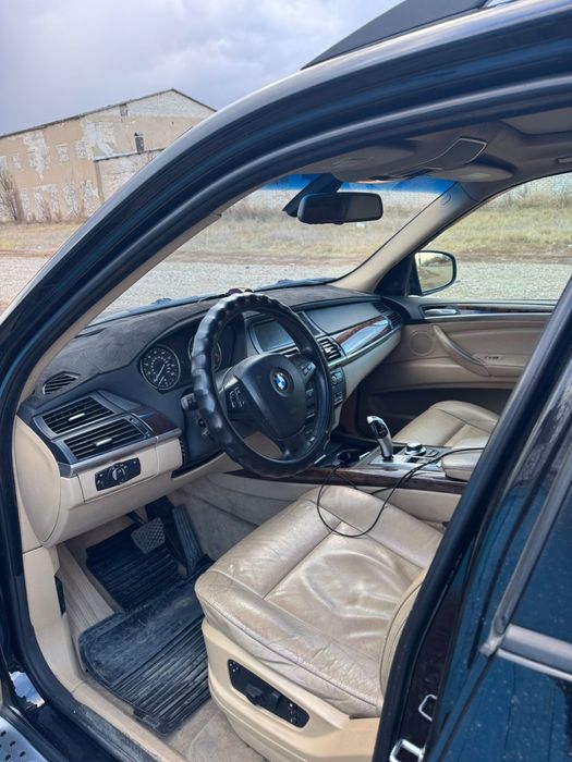 Продам машину