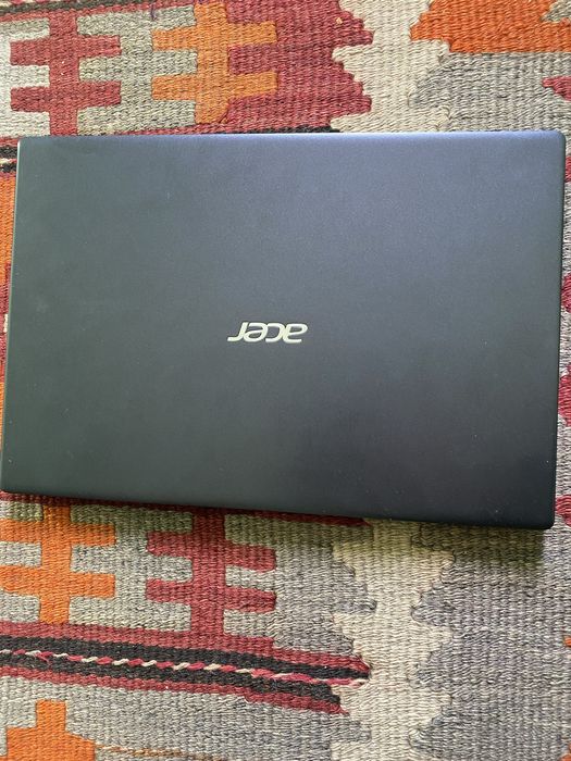 Срочно ноутбук сотилади!!!