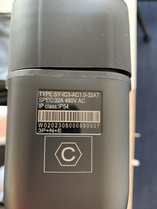 Трифазна зарядна станция type2