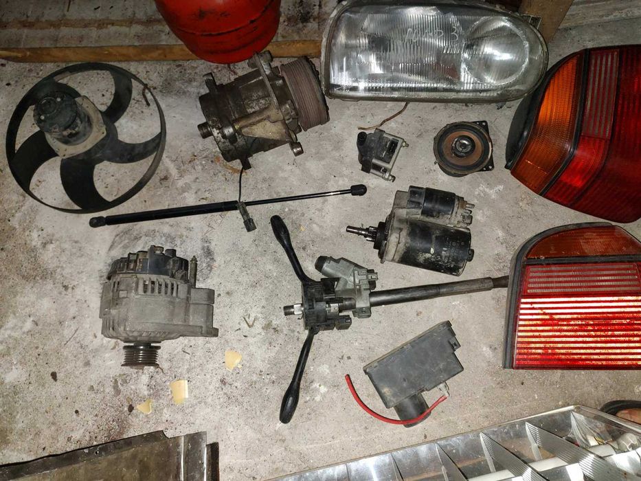 части за Голф 3  каквото е останало