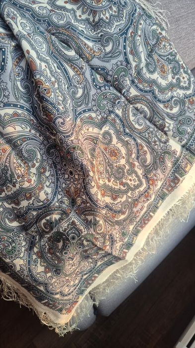 Распродажа коллекции Павловопосадких платков