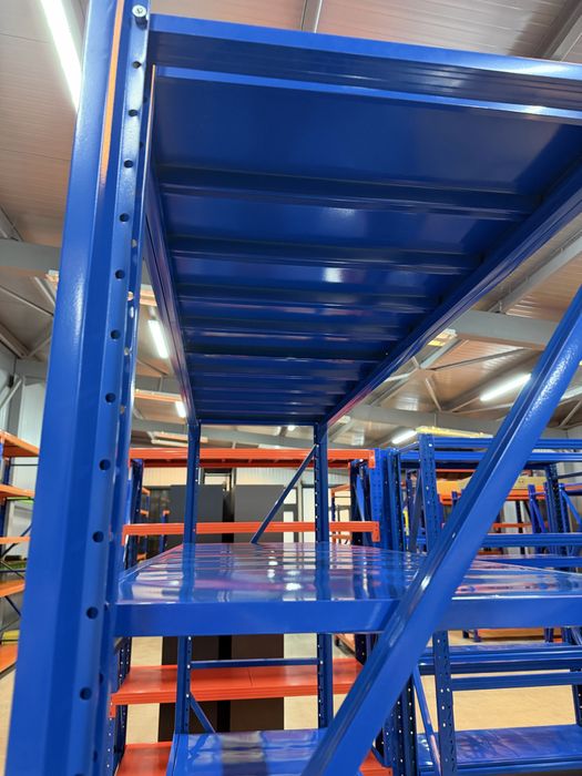 Метален стелаж 200х200х60 800 кг