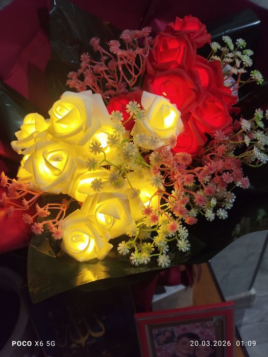 Букет светящийся из Роз. Горят