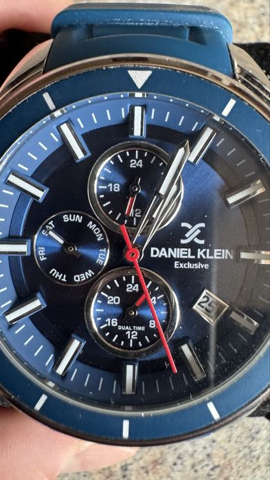 Часовник Daniel Klein