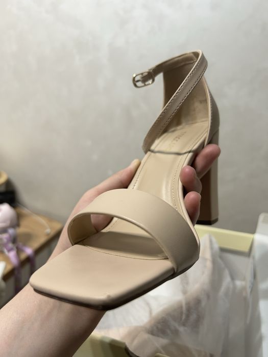 Новые туфли размер 38