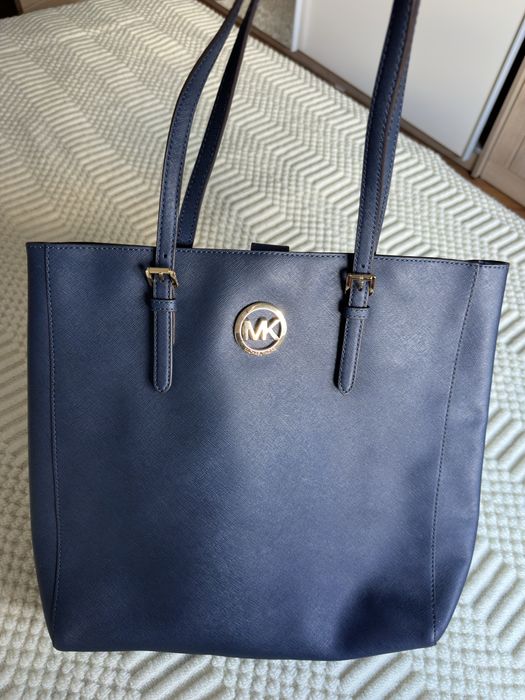 Дамска чанта на Michael Kors