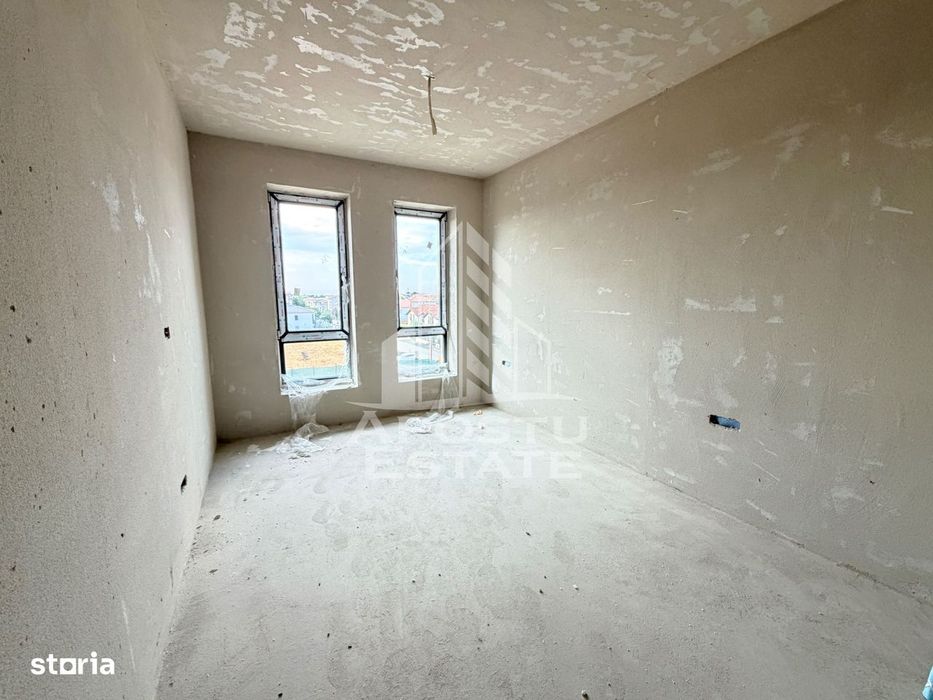 Apartament cu 3 camere, 2 balcoane, zona Planetelor