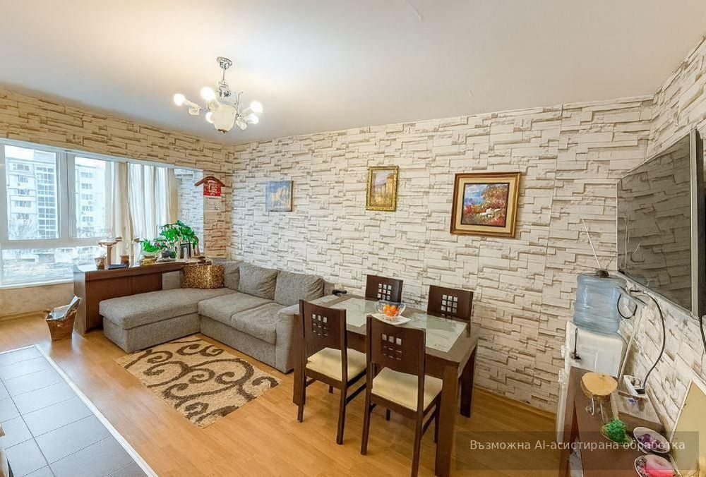 Тристаен апартамент в района на Владислав Варненчик!