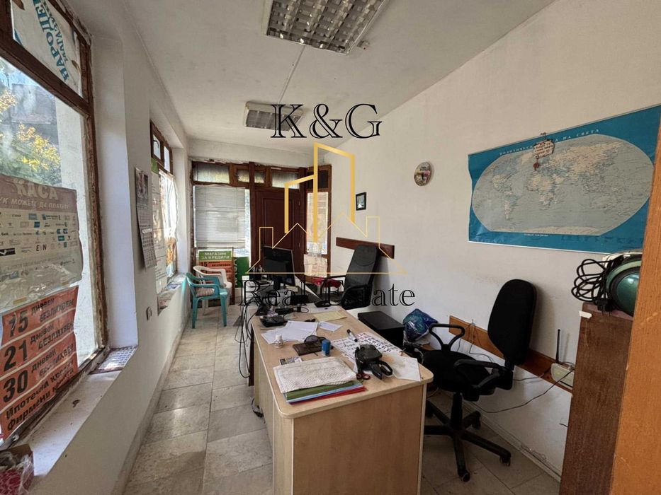 Продава се Магазин в Разград, Център - 127 кв.м за 1000 €/кв.м - Снимка #1