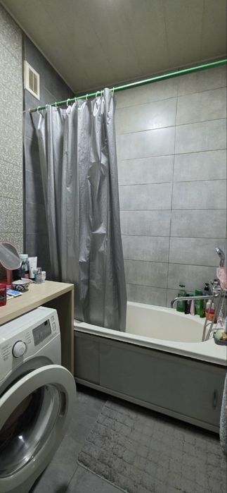 ПРОДАЕТСЯ  2\1\4   Юнусабад - 6   ор-р  Посольство США