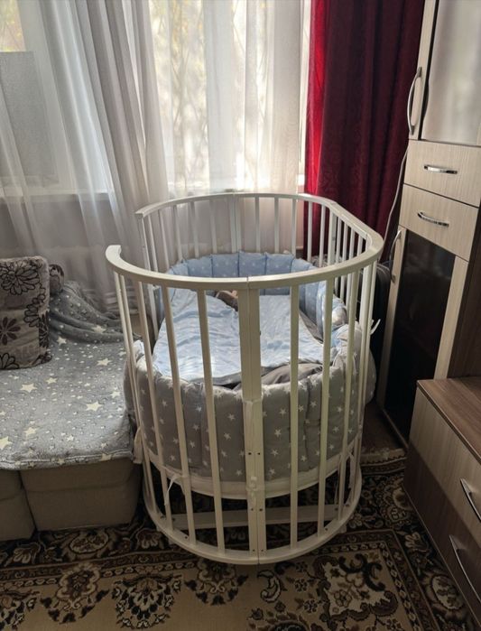 Продам кроватку 3в1