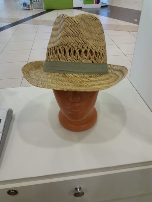 Дамска    капела