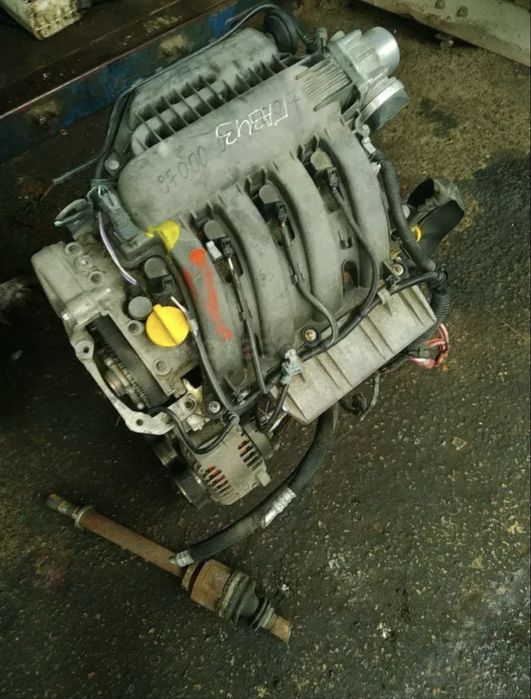 мотор двигатель renault f4c f4p 1.8