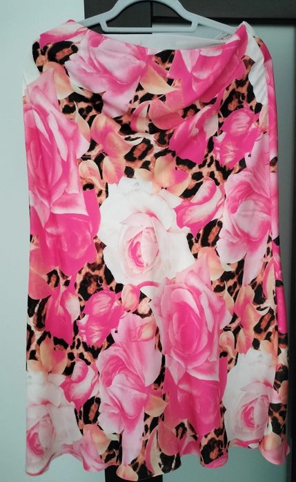 Compleu elegant satinat cu peplum si floare, marimea 40