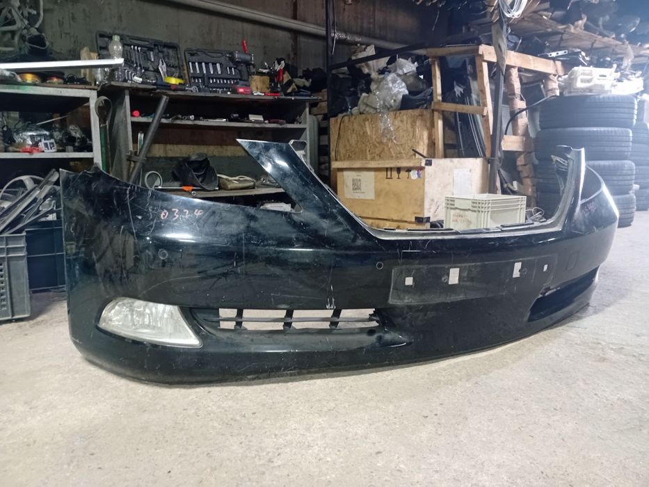 Передний бампер Lexus LS 460