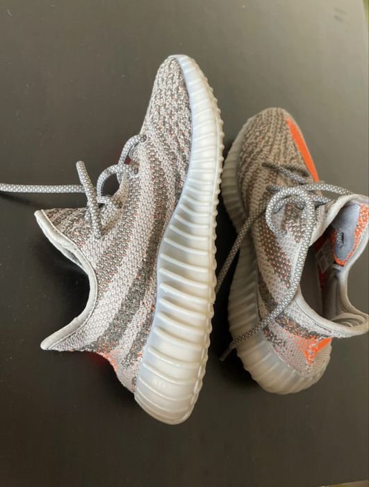 Adidasi Yeezy Boost 350 Limited Edition