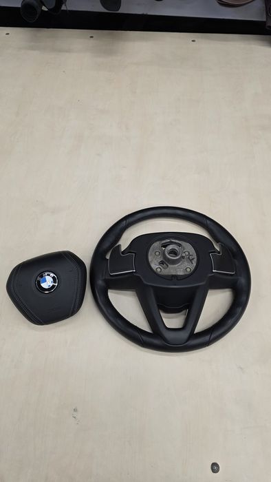 Volan original BMW X5 G05 2019–2023 – Încălzit, vibrații, Lane Assist