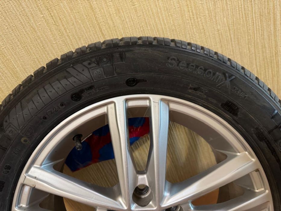 Диски с всесезонными шинами 195/60/R15