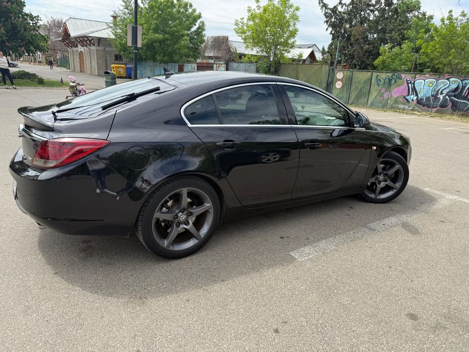 Opel Insignia A 2.0 Turbo benzina