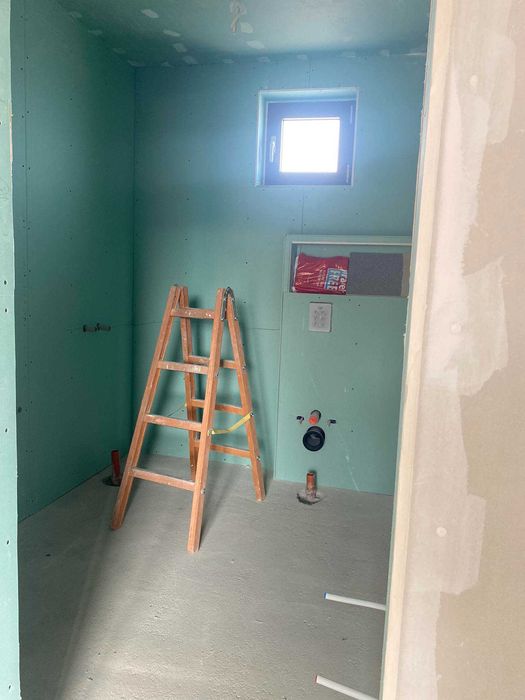 Продава се Къща в Пловдив, Остромила - 380 кв.м за 1048 €/кв.м - Снимка #11