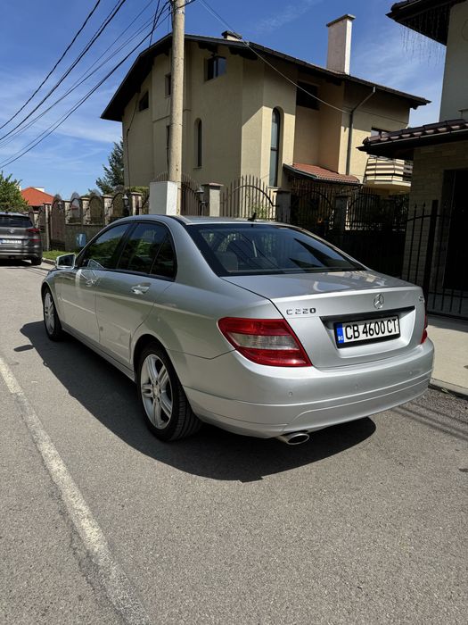 Мерцедес w204 седан автомат 2.2 дизел