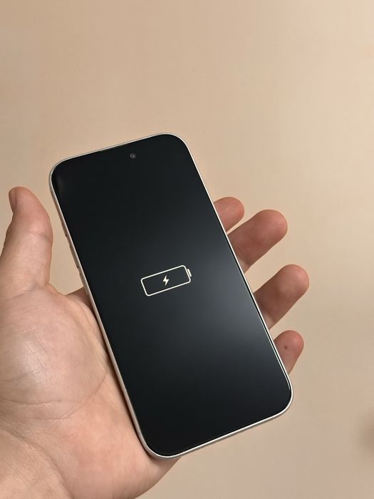 Муляж Iphone 16