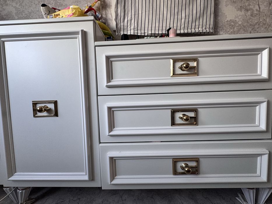 Спальный гарнитур