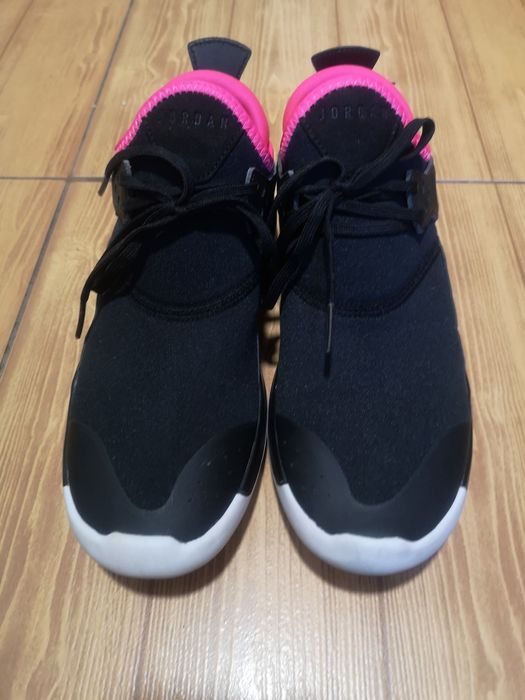 Adidași Jordan, mărime 37,5