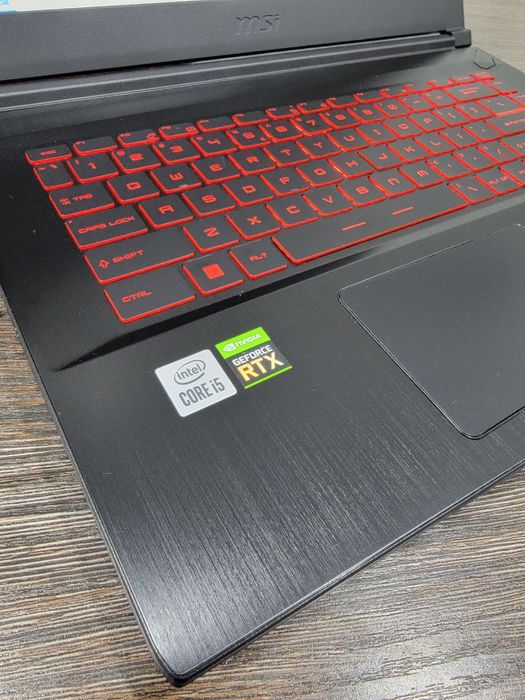 12-ядерный, игровой i5 ноутбук MSI GF65 Thin 10UE