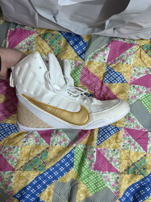 Боксерки 43, боксерские перчатки 12-oz