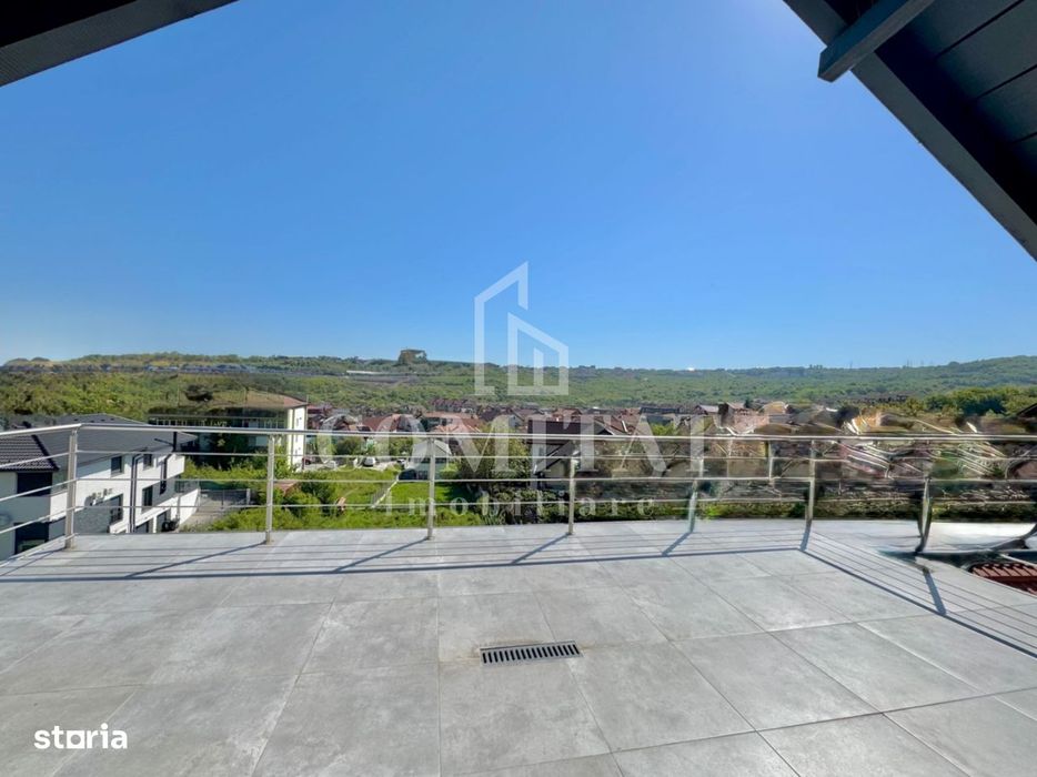Casă de tip duplex | Stadiu semifinisat | 4 camere | Zona Câmpului