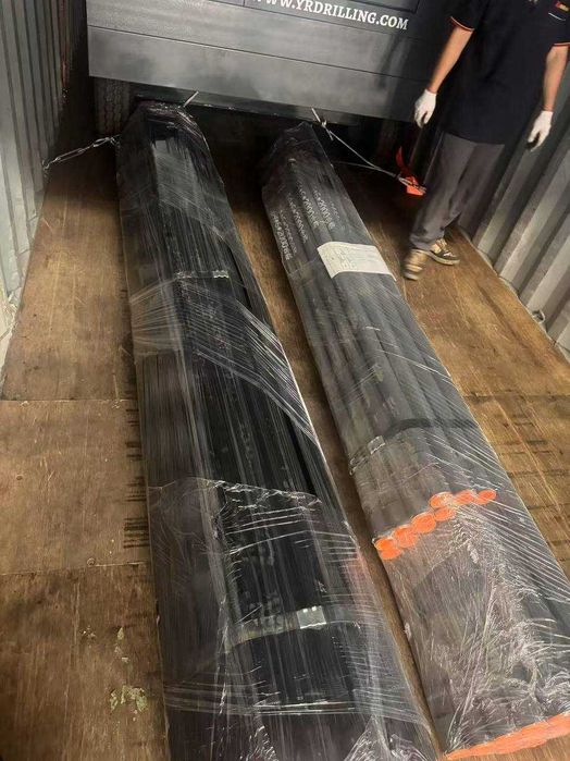 Буровые штанги - 3 метр, д-64; 2 метр, д-64; 3 метр, д-76.